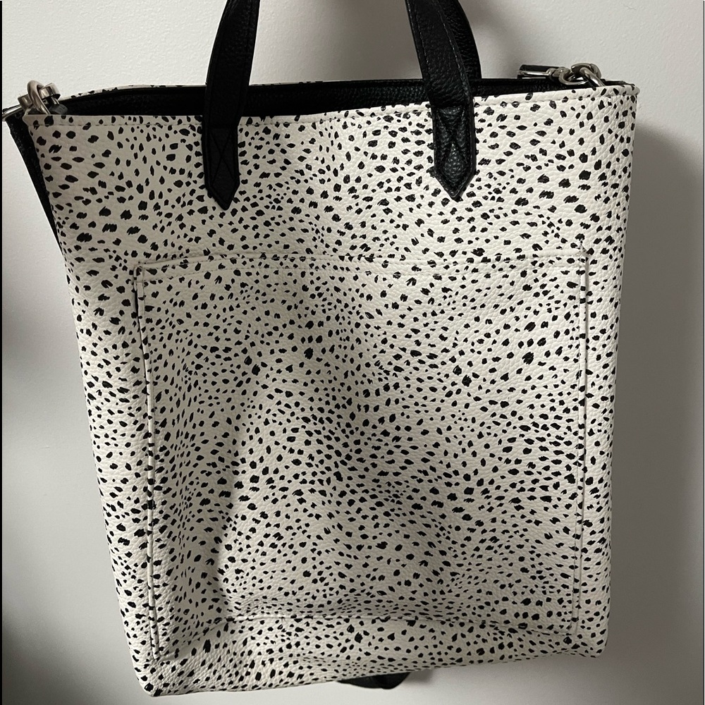 Crossbody Purse - Picture 1 of 1